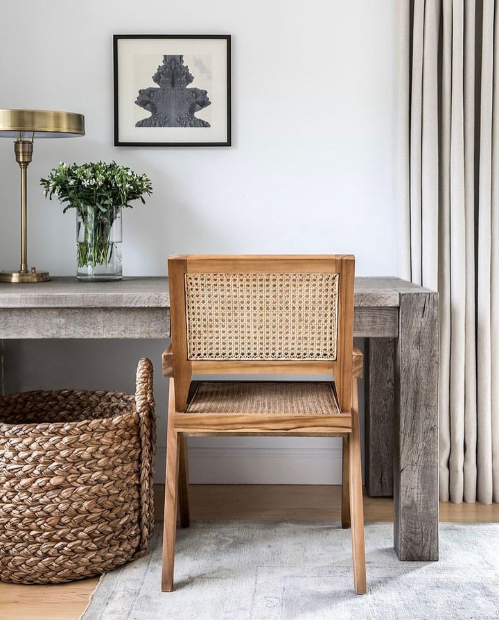 Getting ready to wind down the work week with this simple stylish workspace set up from @kellymcguillhome from the #greigestyle ...