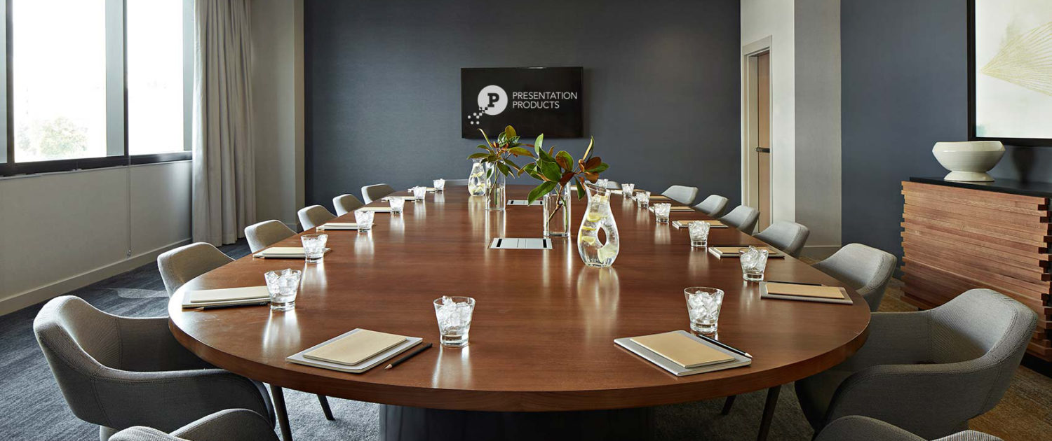 oak-room-boardroom-setup-meeting-space-sawyer-sacramento