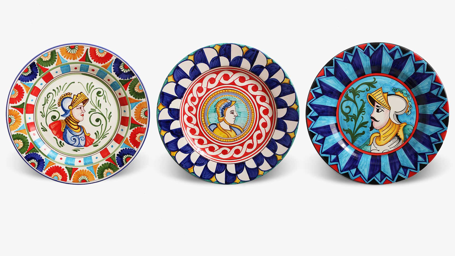 Piatti in ceramica decorata siciliana-collezione Paladini