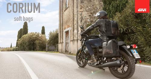 Chi possiede una moto cafe racer non può non fare..