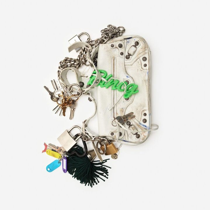 LE  #cagole  SLING BAG BY @balenciaga