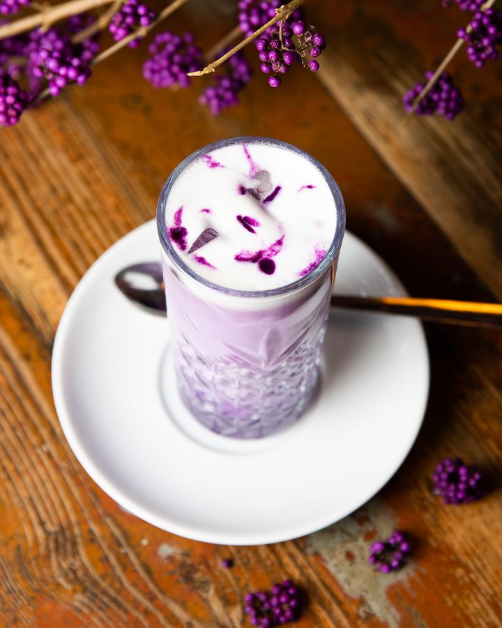 Entdeckt unseren Purple Latte!